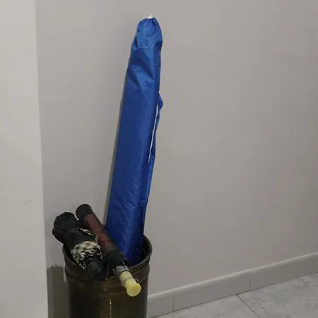 Frankie's House Apartment *